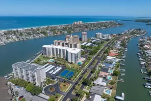 660 Island Way, Clearwater Beach, FL 33767 - Photo 44