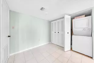 660 Island Way, Clearwater Beach, FL 33767 - Photo 30