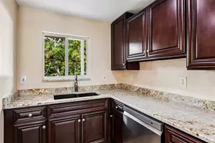 4601 Chancellor St NE, Saint Petersburg, FL 33703 - Photo 6