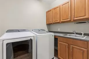 3203 Lake Green Ct, Tampa, FL 33611 - Photo 30