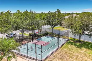 1810 Bonita Bluff Ct, Ruskin, FL 33570 - Photo 56