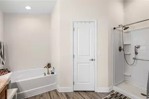 8421 Beachwood Ct, Spring Hill, FL 34606 - Photo 22