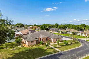 5510 Highlands Vista Cir, Lakeland, FL 33812 - Photo 4
