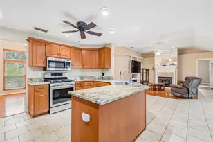 5510 Highlands Vista Cir, Lakeland, FL 33812 - Photo 16