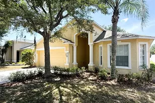 2345 Roanoke Springs Dr, Ruskin, FL 33570 - Photo 2