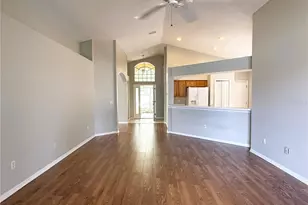 2345 Roanoke Springs Dr, Ruskin, FL 33570 - Photo 8
