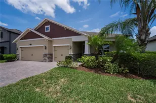 18233 Roseate Dr, Lutz, FL 33558 - Photo 2