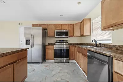 8517 Renald Boulevard, Tampa, FL 33637 - Photo 6