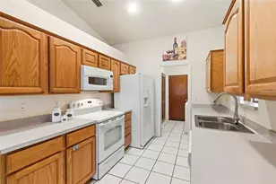 30 Glades Ave, Tarpon Springs, FL 34689 - Photo 10