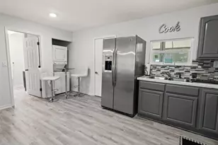 7206 Schering St, Weeki Wachee, FL 34613 - Photo 28