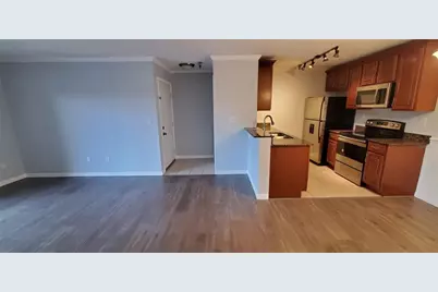 10263 Gandy Boulevard N #403, Saint Petersburg, FL 33702 - Photo 8
