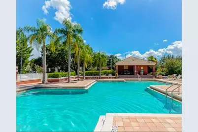 10263 Gandy Boulevard N #403, Saint Petersburg, FL 33702 - Photo 18