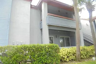 10263 Gandy Blvd N, Saint Petersburg, FL 33702 - Photo 1