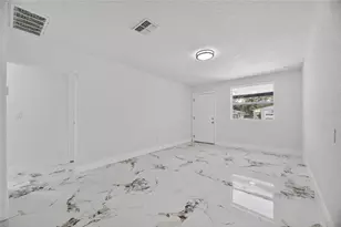 9608 N Aster Ave, Tampa, FL 33612 - Photo 52
