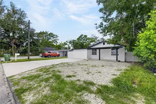 9608 N Aster Ave, Tampa, FL 33612 - Photo 8