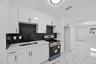 9608 N Aster Ave, Tampa, FL 33612 - Photo 56