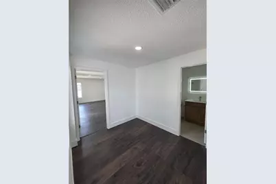 1805 S Wilkins Avenue, Plant City, FL 33563 - Photo 24