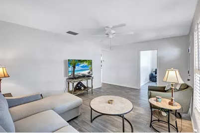 604 E Davis Boulevard, Tampa, FL 33606 - Photo 8
