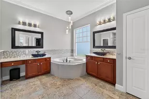 5722 Sea Trout Pl, Apollo Beach, FL 33572 - Photo 42