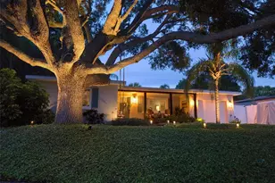 128 Edgewater Terrace, Dunedin, FL 34698 - Photo 2