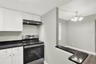 8345 13th St N, Saint Petersburg, FL 33702 - Photo 12