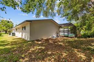 1905 Oro Ct, Clearwater, FL 33764 - Photo 32