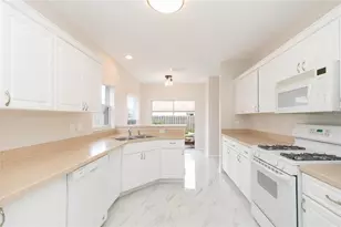 28632 Seashell Ct, Wesley Chapel, FL 33545 - Photo 18
