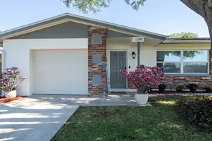 11549 69th Ave, Seminole, FL 33772 - Photo 2