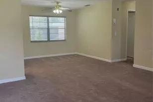 9022 Lingrove Rd, Weeki Wachee, FL 34613 - Photo 10