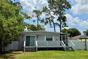 4820 Capron St, New Port Richey, FL 34653 - Photo 2
