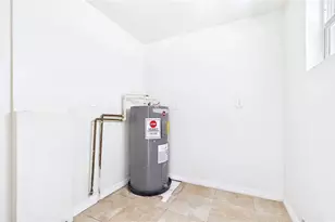 4418 W Fairview Heights, Tampa, FL 33616 - Photo 18