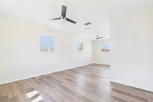 4418 W Fairview Heights, Tampa, FL 33616 - Photo 22