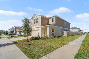 7587 Starflower Wy, Wesley Chapel, FL 33545 - Photo 2