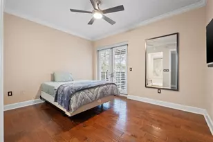 300 Beach Dr NE, Saint Petersburg, FL 33701 - Photo 18