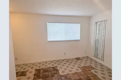1100 70th Street N #4, Saint Petersburg, FL 33710 - Photo 10