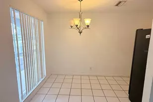1100 70th St N, Saint Petersburg, FL 33710 - Photo 6