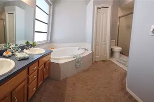 1006 Tropical, Bradenton, FL 34208 - Photo 8