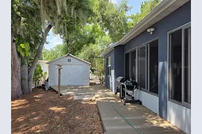 1006 Tropical, Bradenton, FL 34208 - Photo 12