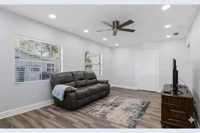 4509 26th Avenue S, Tampa, FL 33619 - Photo 4