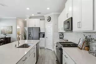 8683 Winning Fields Rd, New Port Richey, FL 34655 - Photo 10