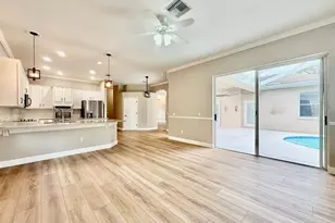 18711 Chaville Rd, Lutz, FL 33558 - Photo 22