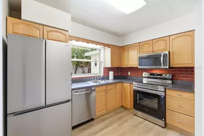10651 125th Avenue, Largo, FL 33773 - Photo 2