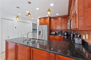 1925 Marla Ct, Dunedin, FL 34698 - Photo 6