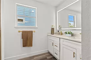 516 36th Ave N, Saint Petersburg, FL 33704 - Photo 26