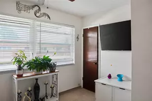 10038 62nd Terrace N, Saint Petersburg, FL 33708 - Photo 22