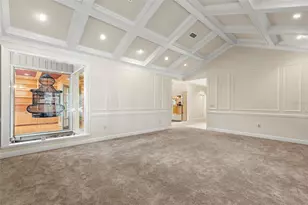 16310 Avila Blvd, Tampa, FL 33613 - Photo 12