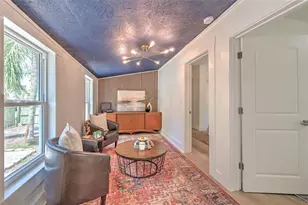 808 7th St N, Saint Petersburg, FL 33701 - Photo 20