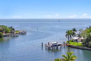 1325 Snell Isle Blvd NE, Saint Petersburg, FL 33704 - Photo 58