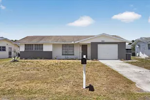 7523 Briarwood Dr, Port Richey, FL 34668 - Photo 8