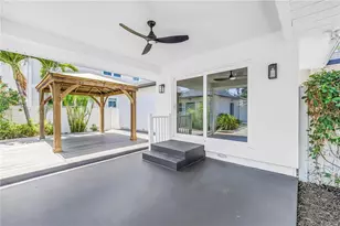 348 11th Ave NE, Saint Petersburg, FL 33701 - Photo 20